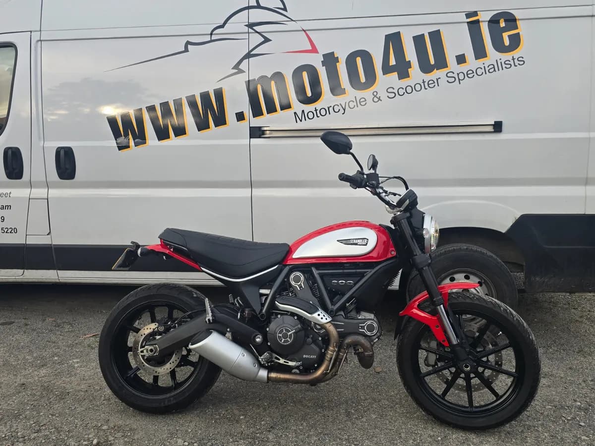 2016 Ducati Scrambler 800 for sale in Dublin — 2016 Ducati Scrambler 800