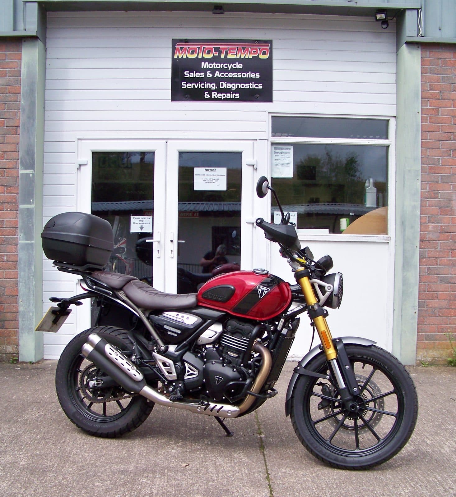 2024 Triumph Scrambler 400X for sale in Fermanagh — 2024 Triumph Scrambler 400X